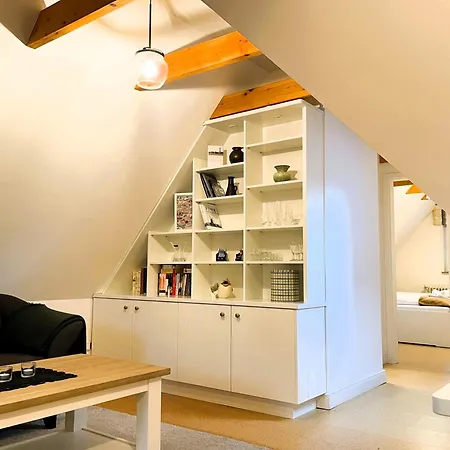 Brossolat Og, Rebbelstieg *