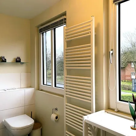 Apartament Brossolat Og, Rebbelstieg